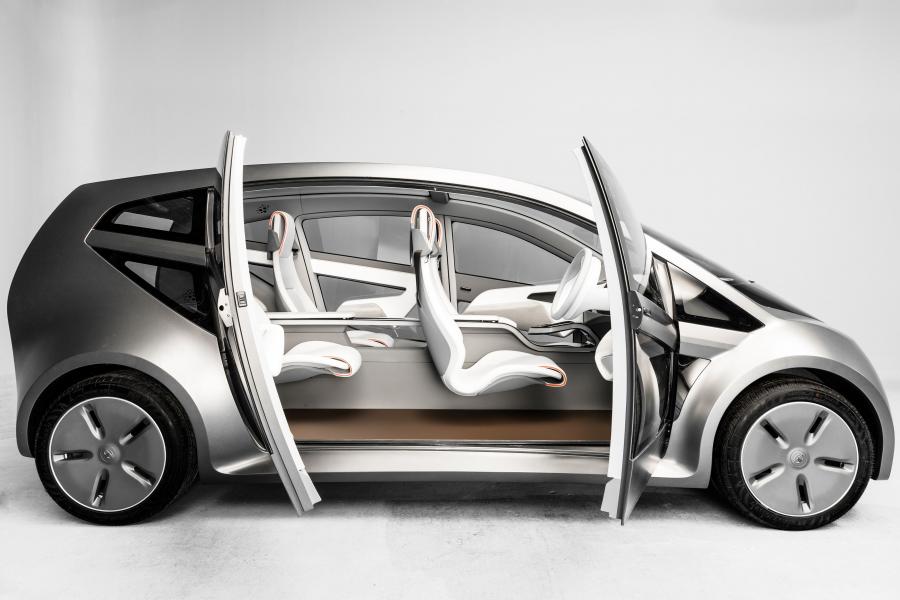 Tata ConnectNext Concept 2015 года  (фото 2 из 3)